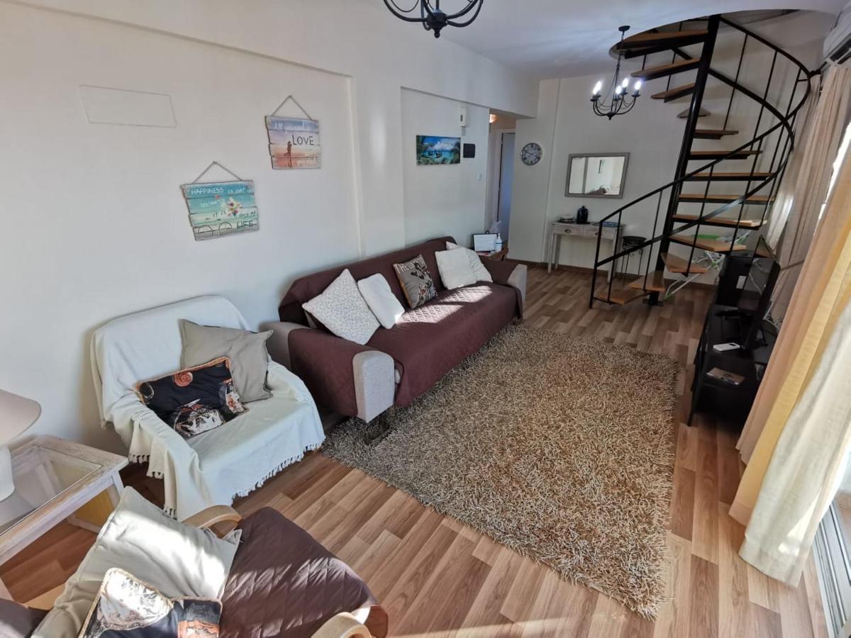 Must Stay - Sea & Salt Lake Panoramic View Apt Larnaca Exteriör bild